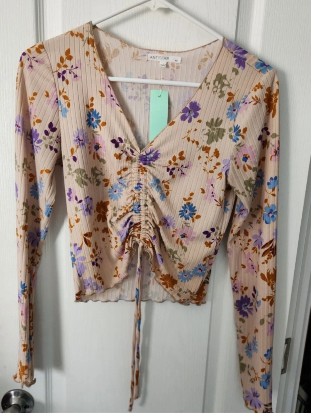 PRELOVED ANISTAR SIZE MEDIUM LADIES  SHIRT